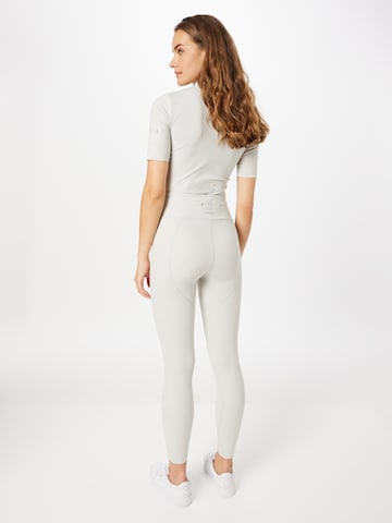 Skinny Pantaloni sport de la FILA pe alb