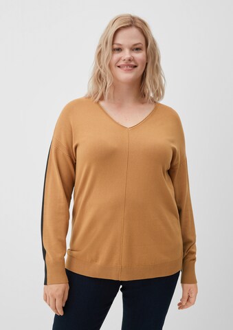 TRIANGLE Sweater in Brown: front