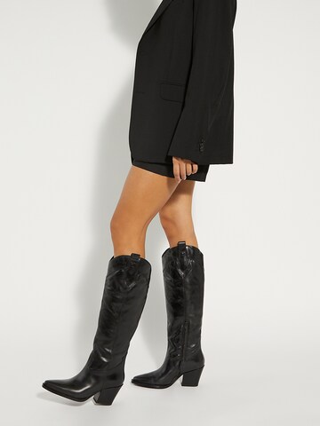 Dune LONDON Cowboy boot in Black: front