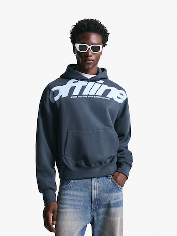 BershkaSweater majica - plava boja: prednji dio