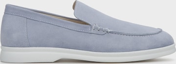 Estro Moccasins in Blue: front