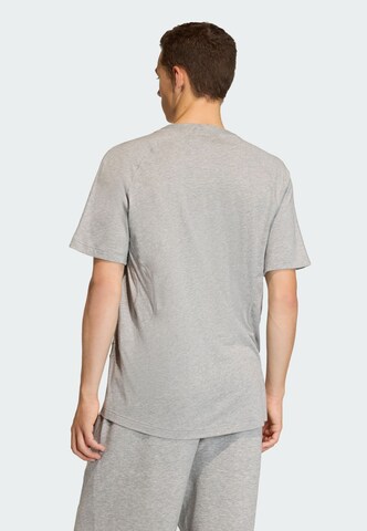T-Shirt ADIDAS ORIGINALS en gris