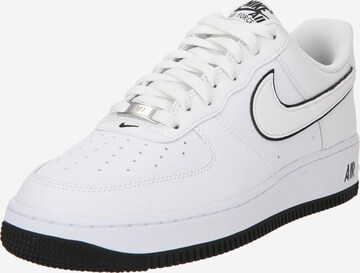 Nike Sportswear Matalavartiset tennarit 'AIR FORCE 1 07' värissä valkoinen: edessä