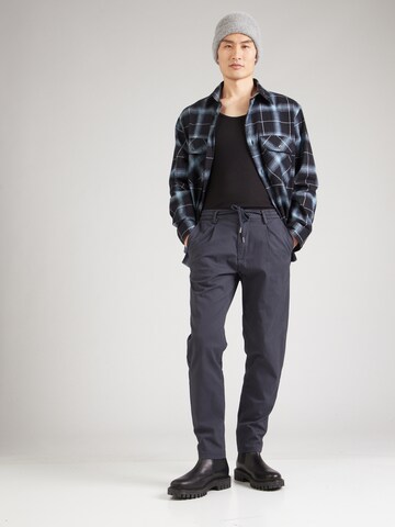 Lindbergh Конический (Tapered) Брюки со складками 'Superflex' в Синий
