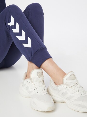 Hummel Tapered Sportbroek 'NONI' in Blauw