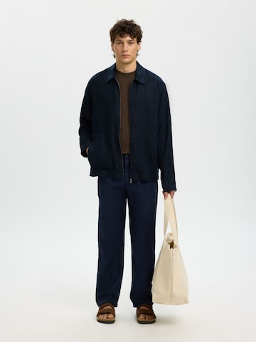 SELECTED Tussenjas in Blauw