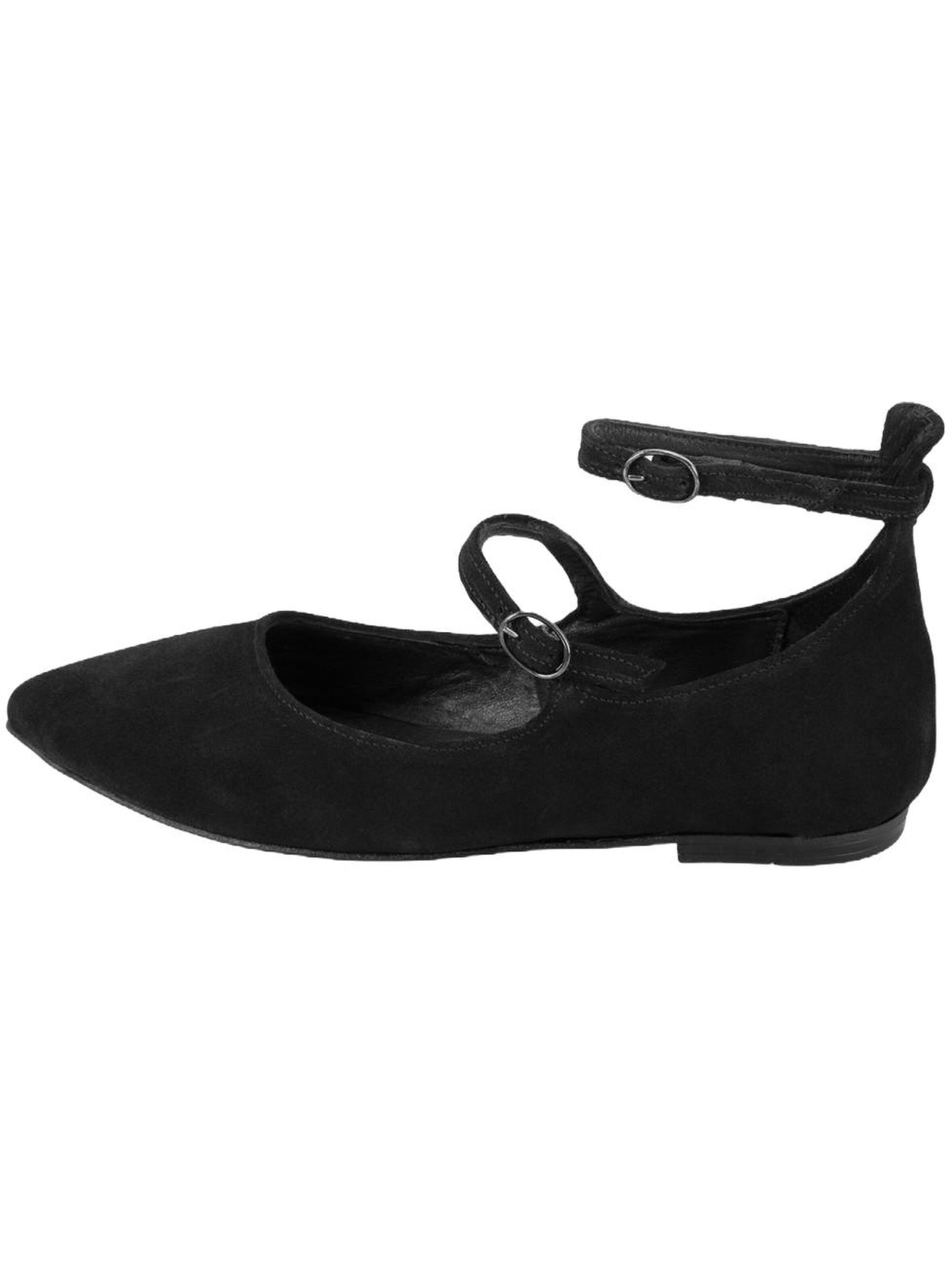 Desa Ballet Flats in Black: front