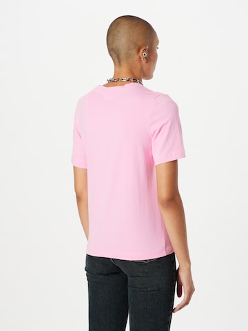 Gina Tricot T-Shirt in Pink