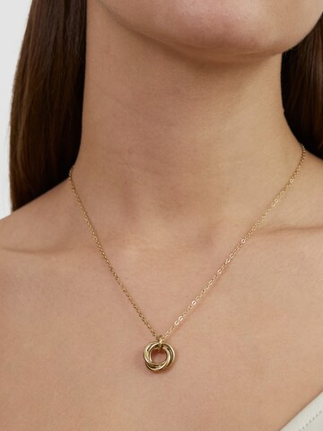 s.Oliver Necklace in Gold
