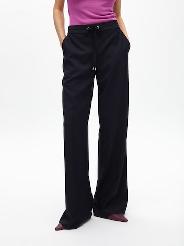 regular Pantaloni di Lola Casademunt in blu: frontale