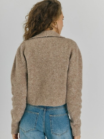 NORR Cardigan 'Halli ' i brun