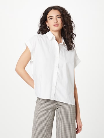 Marc O'Polo Blouse in White: front