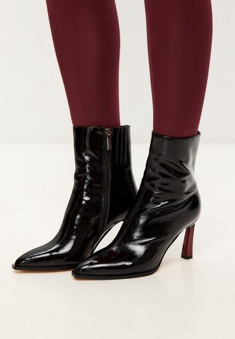 CESARE GASPARI Bootie in Black