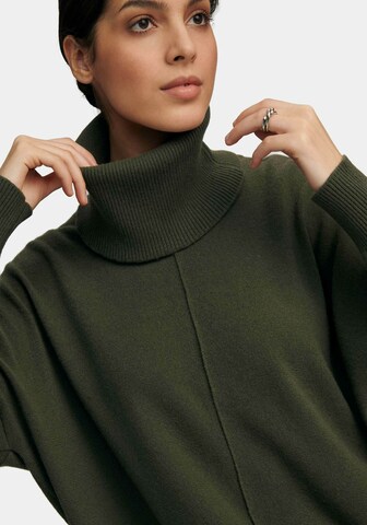 include Sweater in Green