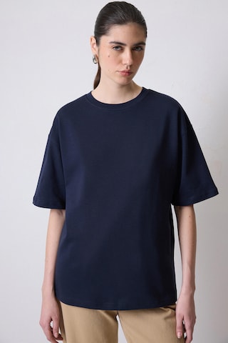 Touche Prive T-Shirt in Blau: Vorderseite