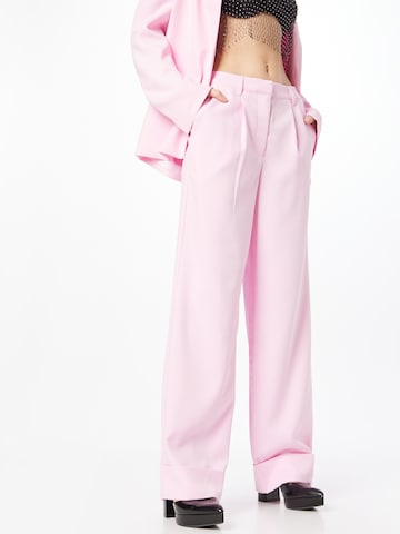 NA-KD Pleat-Front Pants in Pink: front