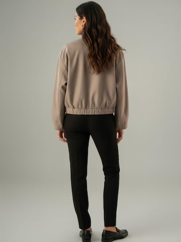 WEARABLE STORIES Between-Season Jacket 'Sienna' in Beige