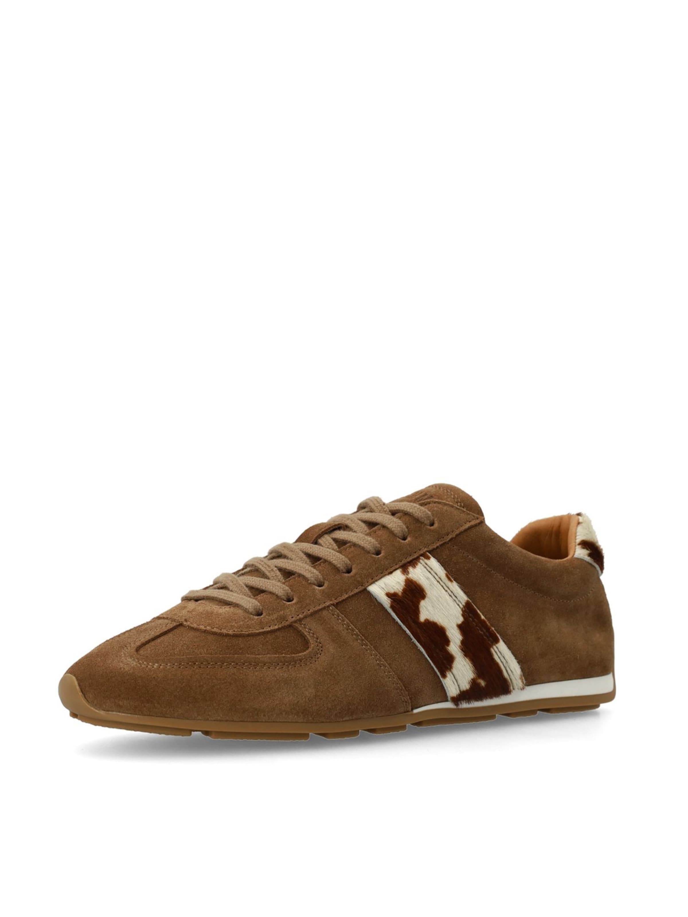 Baskets basses MANFIELD en marron : devant