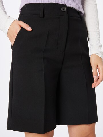 Regular Pantalon à plis 'Gale' modström en noir