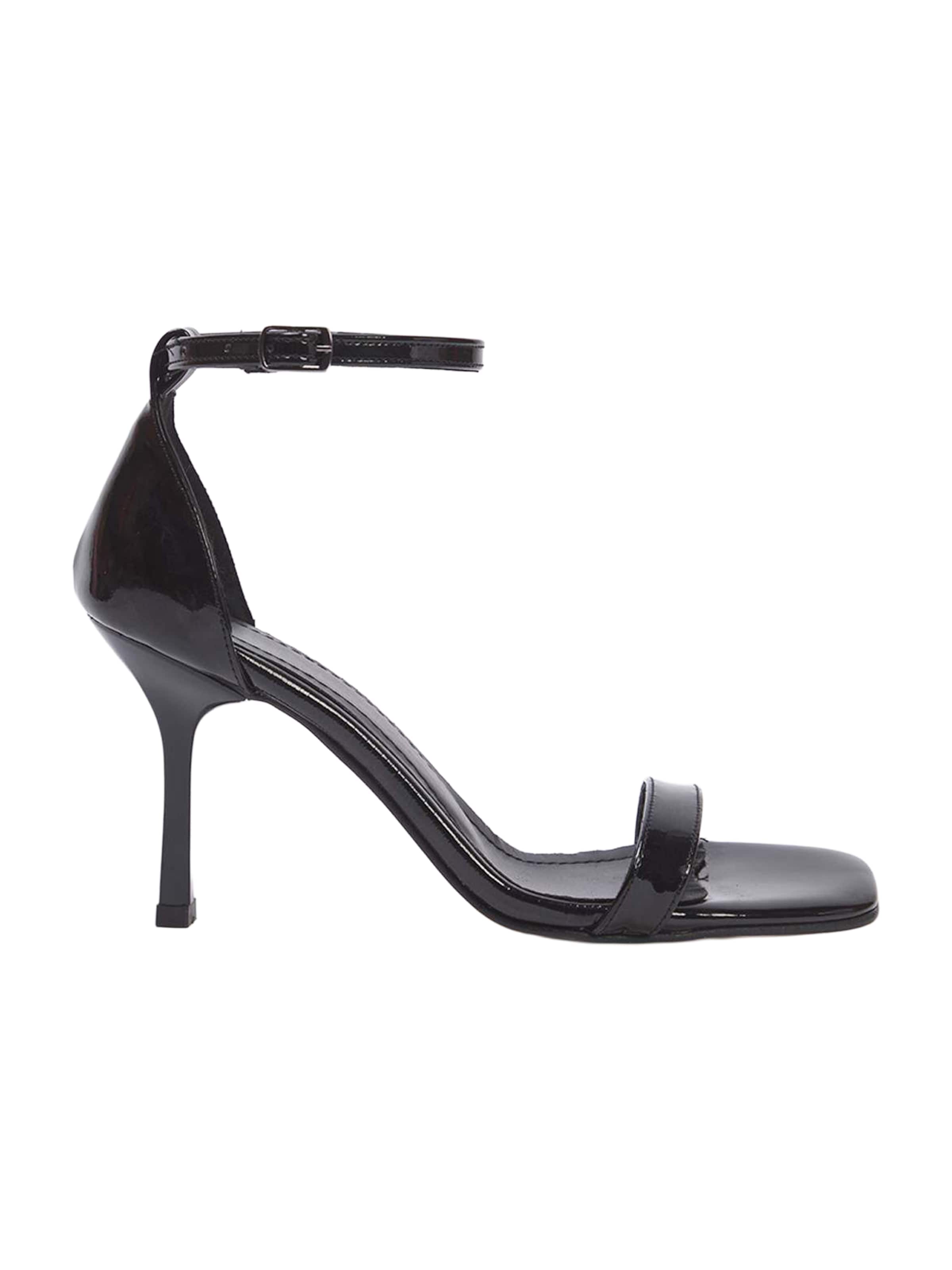 Trendyol Strap sandal in Black: front
