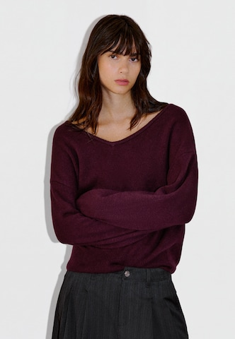 Pull-over Bershka en rouge : devant