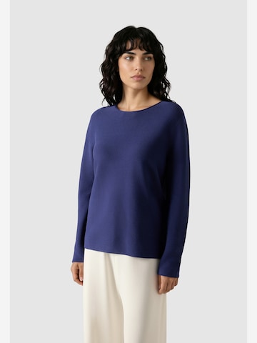 Pull-over ' 326000 ' MAERZ Muenchen en bleu : devant