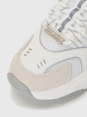 STEVE MADDEN Низкие кроссовки 'Animates-E' в Белый