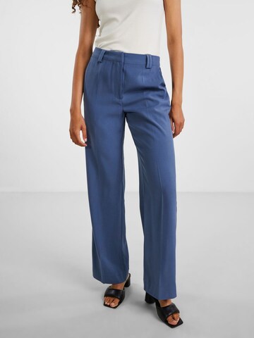 Loosefit Pantalon chino 'Delto' Y.A.S en bleu : devant