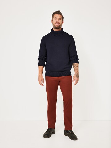REDPOINT Slim fit Chino Pants in Brown