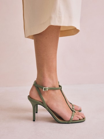 Next Sandalen met riem 'Signature Premium' in Groen