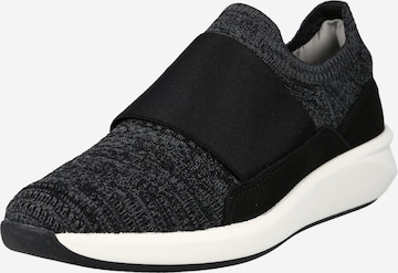 CLARKS Slip-Ons 'Un Rio' in Black: front