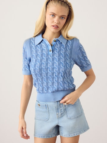 Next Svetr – modrá: přední strana