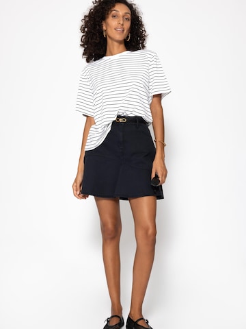 SASSYCLASSY Shirt‌‌‌‌‌‌‌ in Weiß: Vorderseite