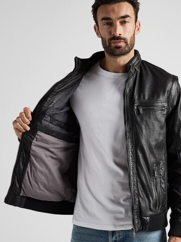 JCC Tussenjas in Zwart