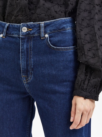 SELECTED FEMME Flared Jeans 'Brigitte' i blå