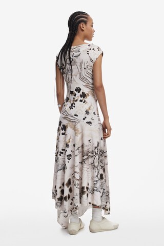 Abito estivo di Desigual in marrone
