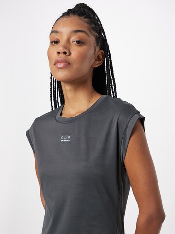 new balance - Camiseta funcional en gris