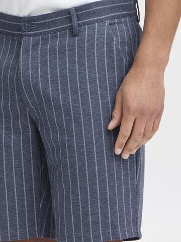 !Solid Regular Chino 'AMUR' in Blauw