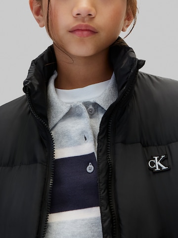 Calvin Klein Jeans Normální Zimní bunda – černá
