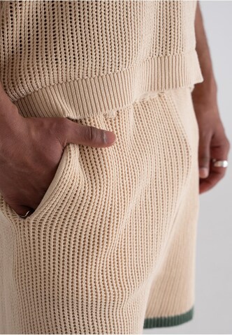 Prohibited Regular Pants 'Resort' in Beige