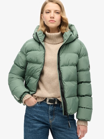 Superdry - Chaqueta de invierno en verde: frente