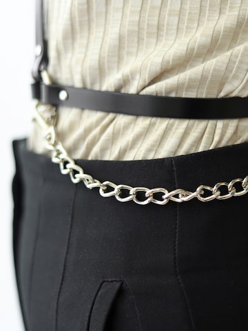 Haute Cuir - Cinturón 'Thin Chain Harness' en negro