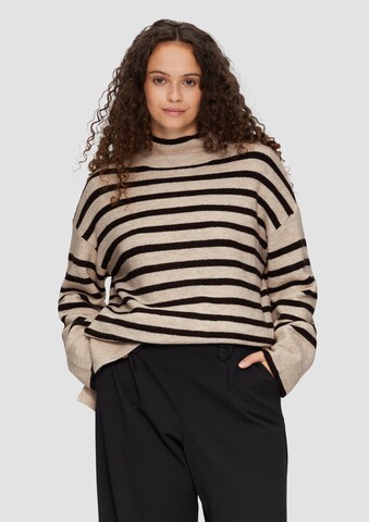 QS Sweater in Beige: front