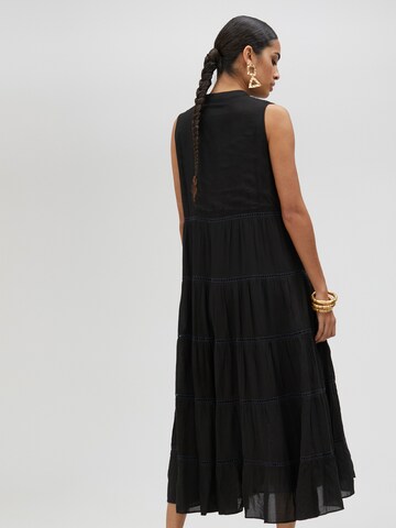Lola Casademunt Maxikleid in Schwarz