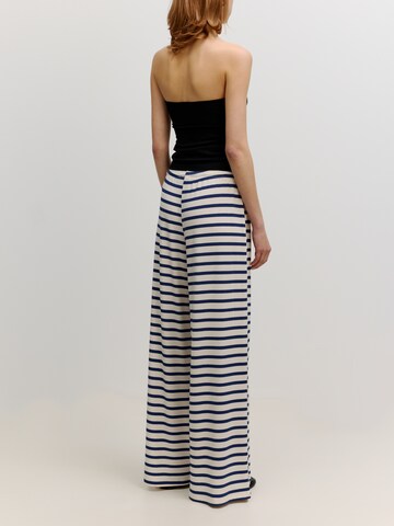 EDITED Wide leg Trousers 'Sanya' in Blue