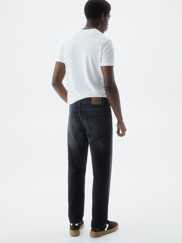 Pull&Bear Regular Jeans in Zwart