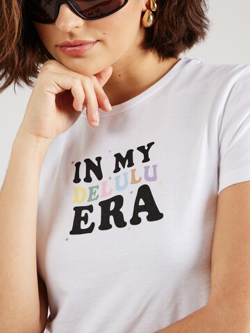 PIECES - Camiseta 'PCSUNNY' en blanco