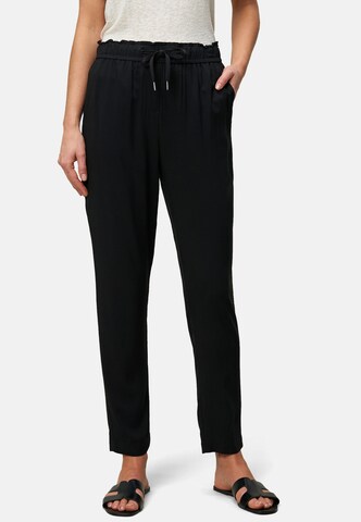 zero Regular Pants in Black: front