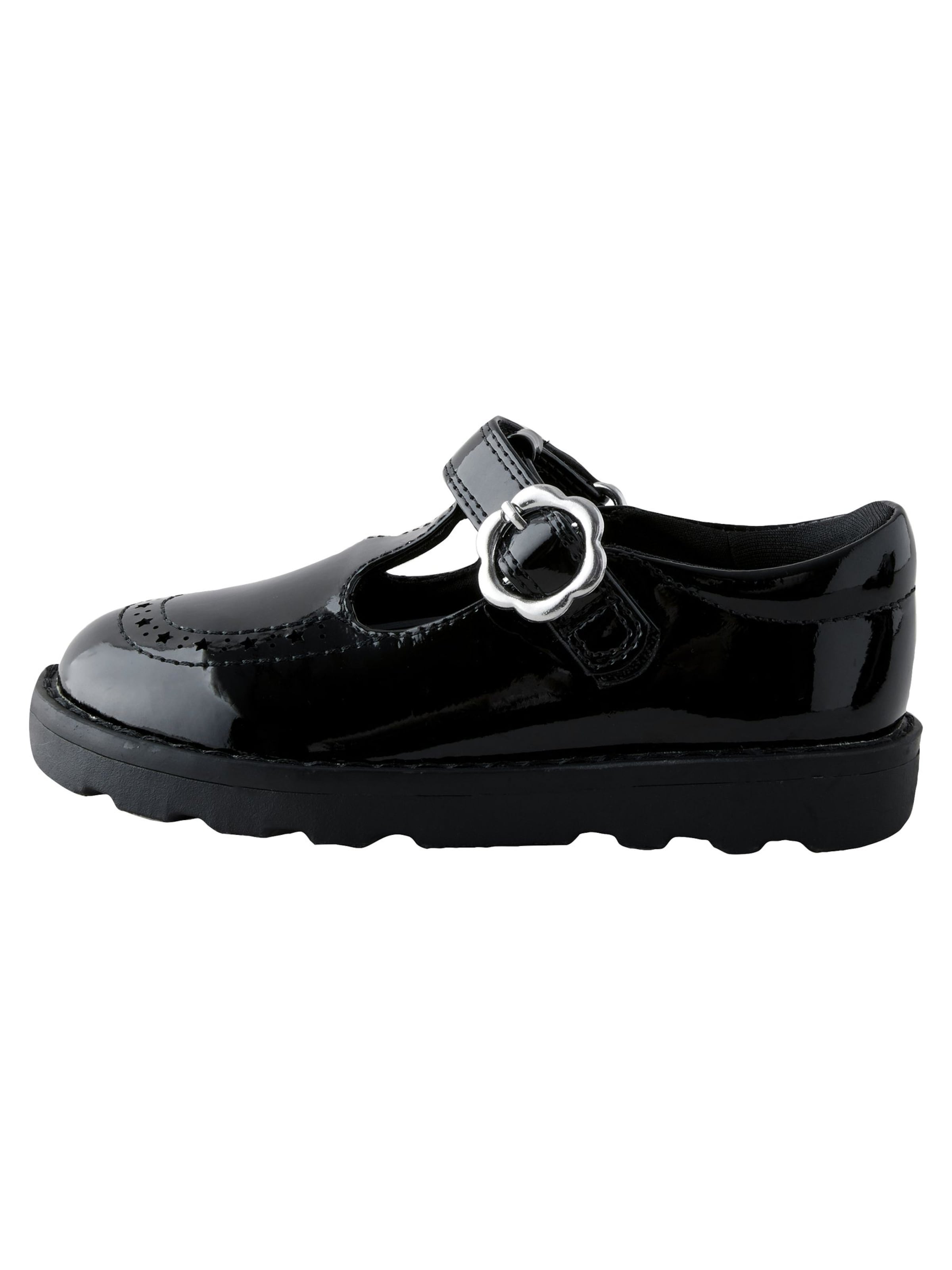 Next Ниски обувки в черно: отпред