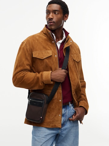 TOMMY HILFIGER Crossbody bag in Brown